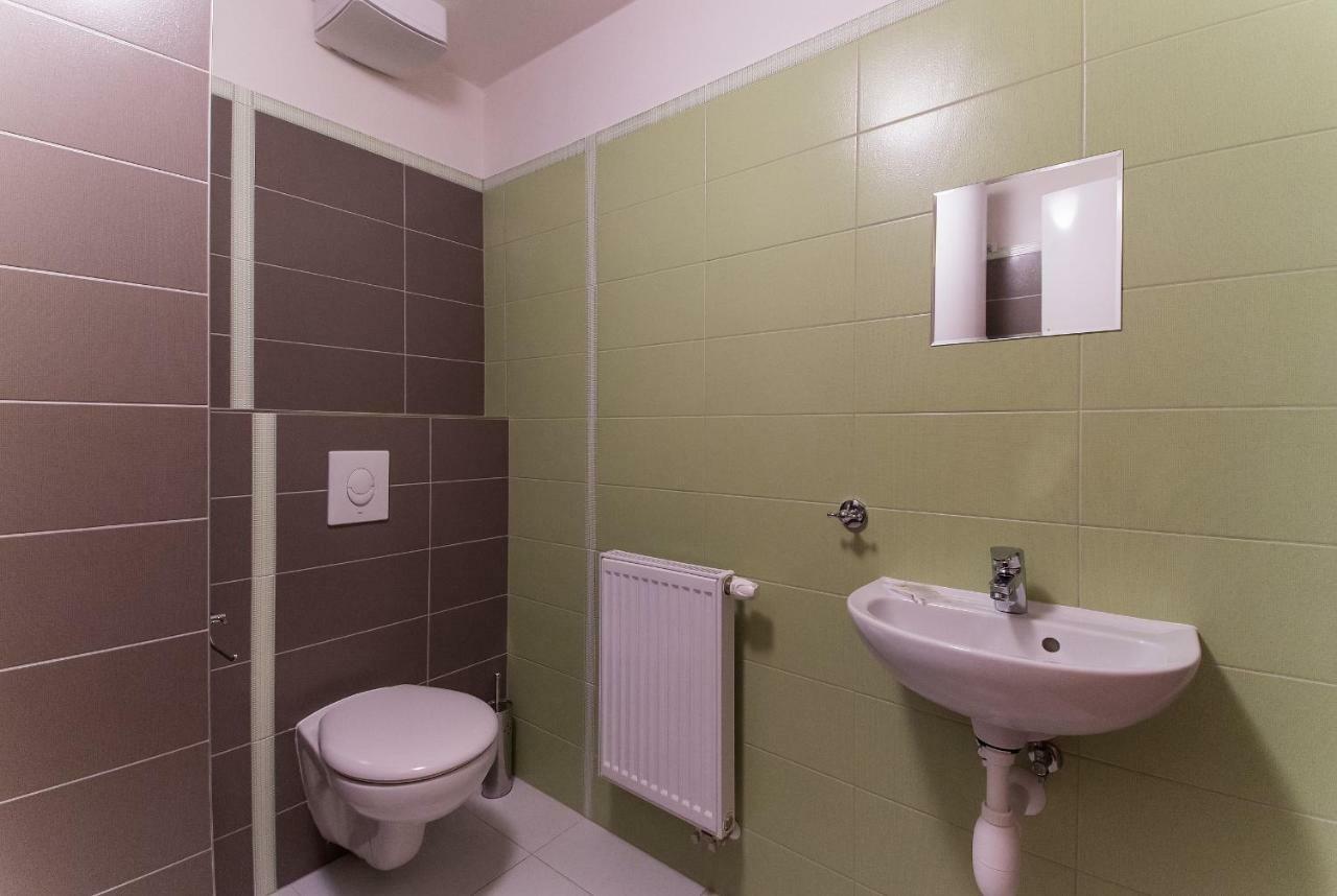 Apartman U Lazni D23 トレボン エクステリア 写真